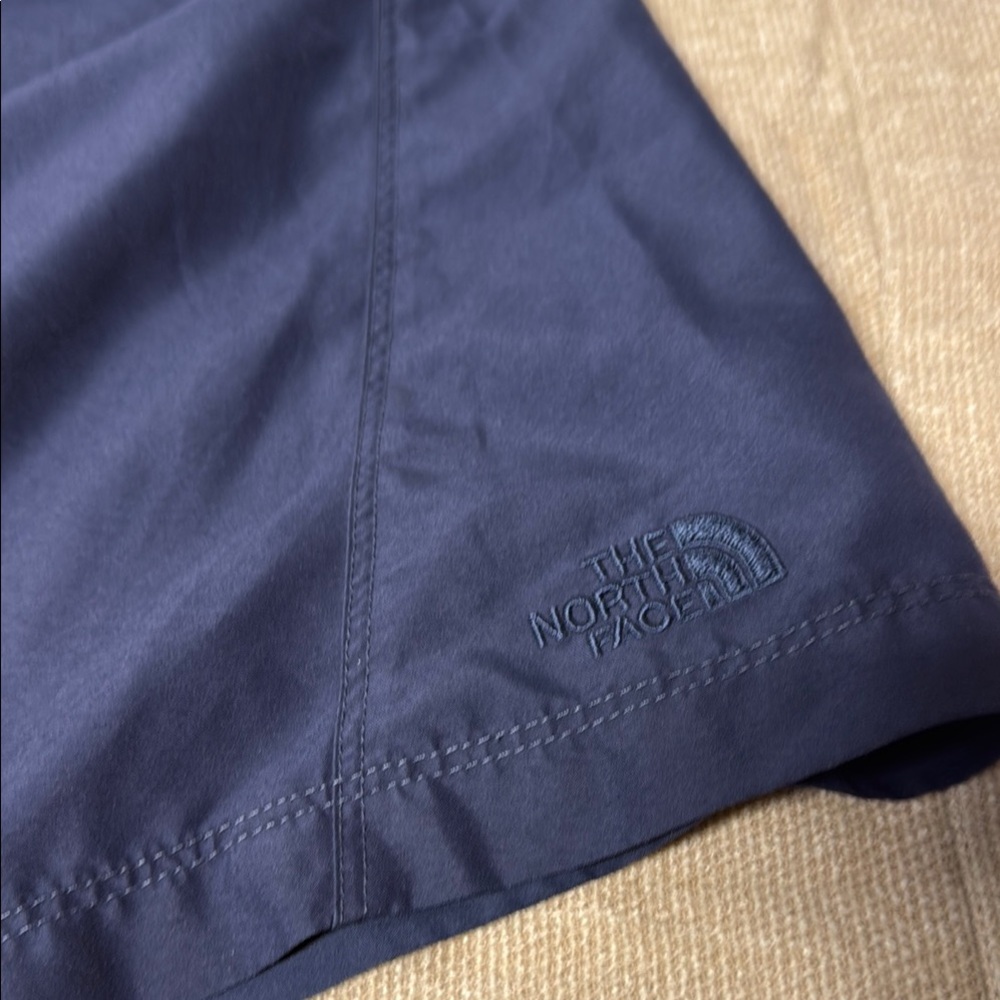 The North Face Dark Blue Adventure Shorts - Picture 3 of 5